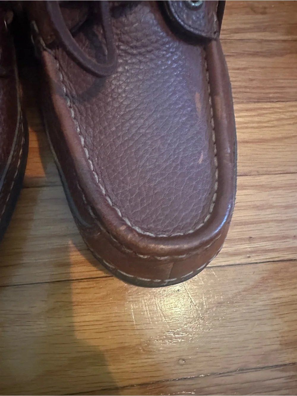 Columbia Men’s Brown Leather Boat Shoes size 8